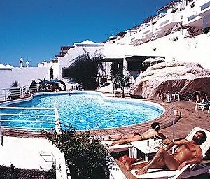 https://club-lago-verde.puertodelcarmen-hotels.org